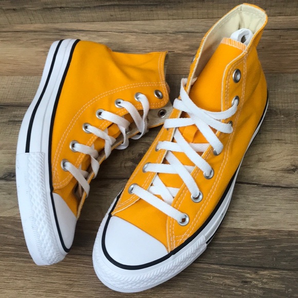 CONVERSE HIGH TOP BRAND NEW - Picture 9 of 14